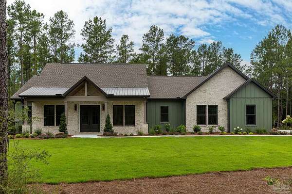 2.7 Acres of Land with Home for Sale in Jay, Florida
