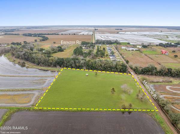 4.4 Acres of Residential Land for Sale in Crowley, Louisiana