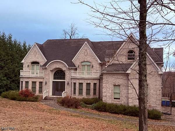 2.35 Acres of Land with Home for Sale in Watchung, New Jersey