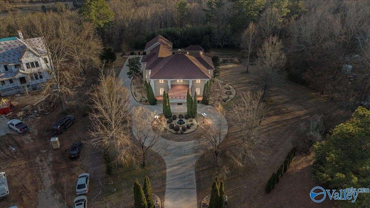 3.15 Acres of Land with Home for Sale in Decatur, Alabama