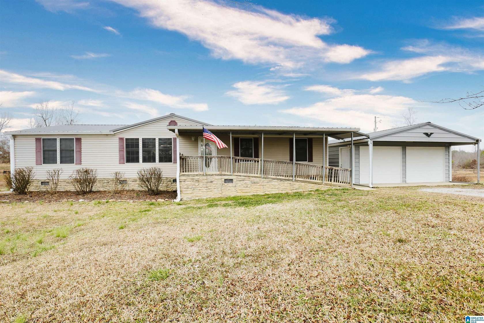 6 Acres of Residential Land with Home for Sale in Jacksonville, Alabama