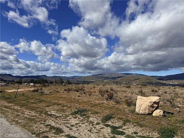 1 Acre of Residential Land for Sale in Acton, California