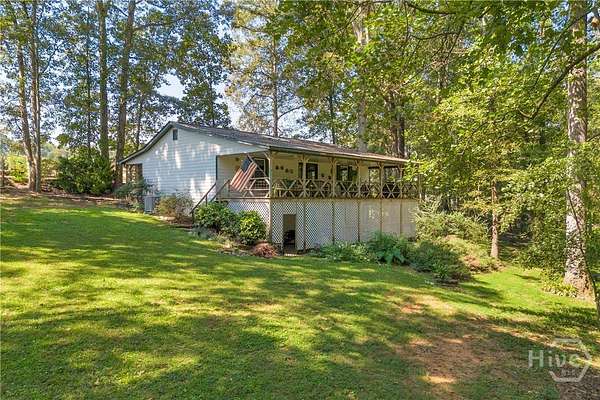 17.5 Acres of Land with Home for Sale in Hull, Georgia