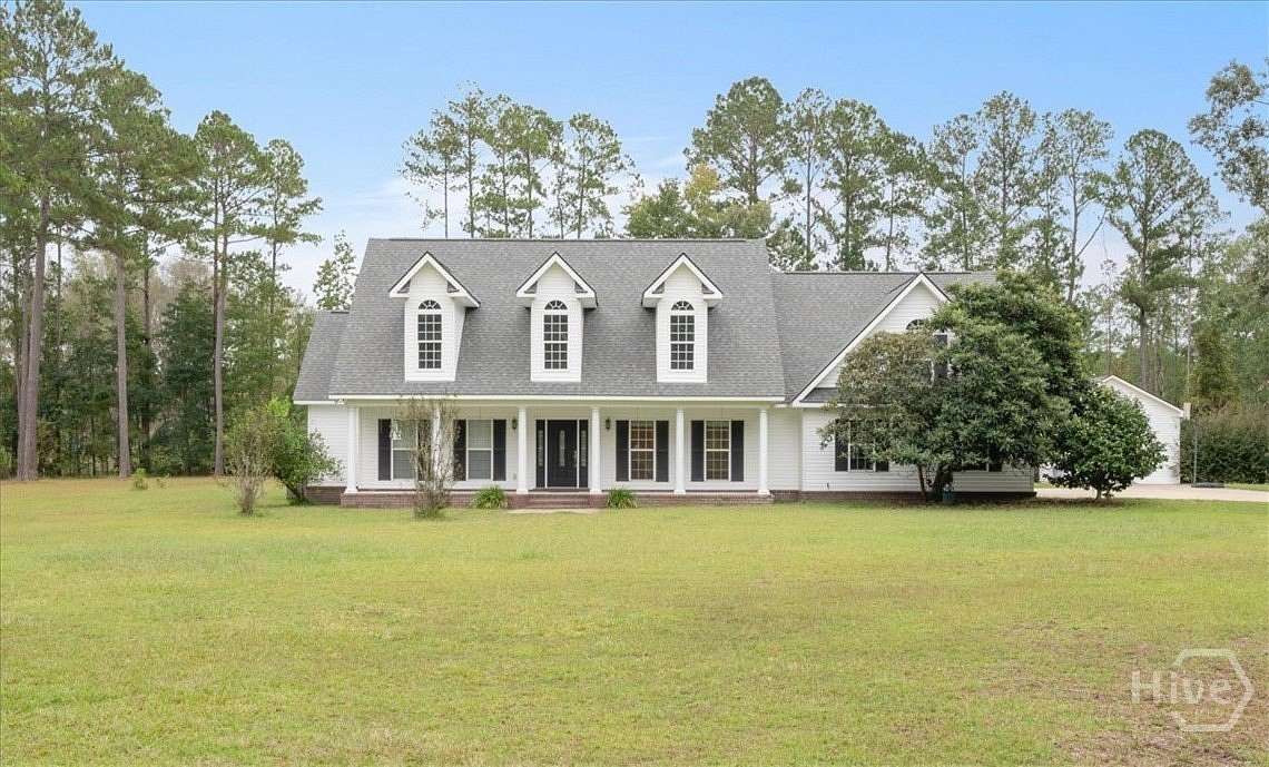 9 Acres of Residential Land with Home for Sale in Riceboro, Georgia