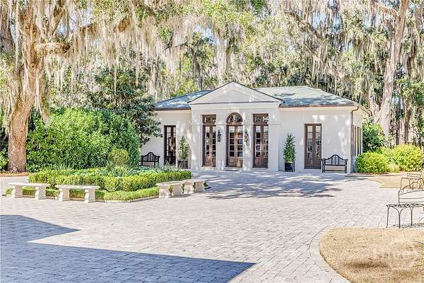 2.68 Acres of Residential Land with Home for Sale in Richmond Hill, Georgia