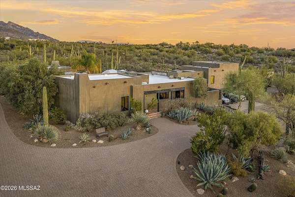 5 Acres of Residential Land with Home for Sale in Tucson, Arizona