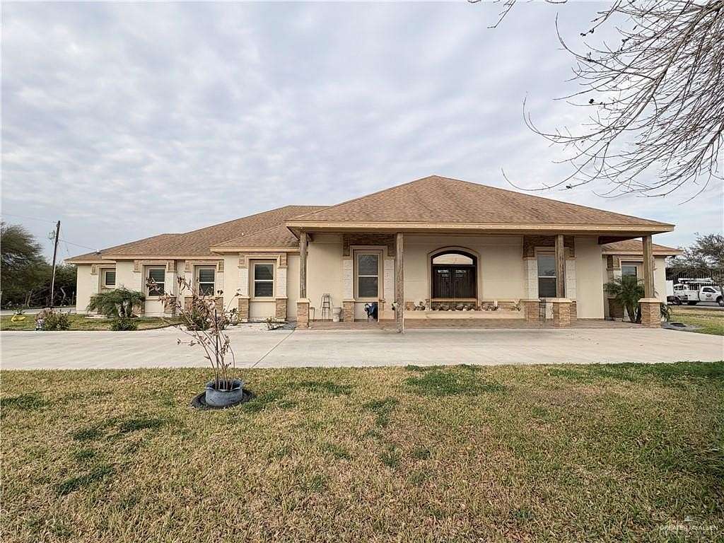 9.68 Acres of Land with Home for Sale in Edcouch, Texas