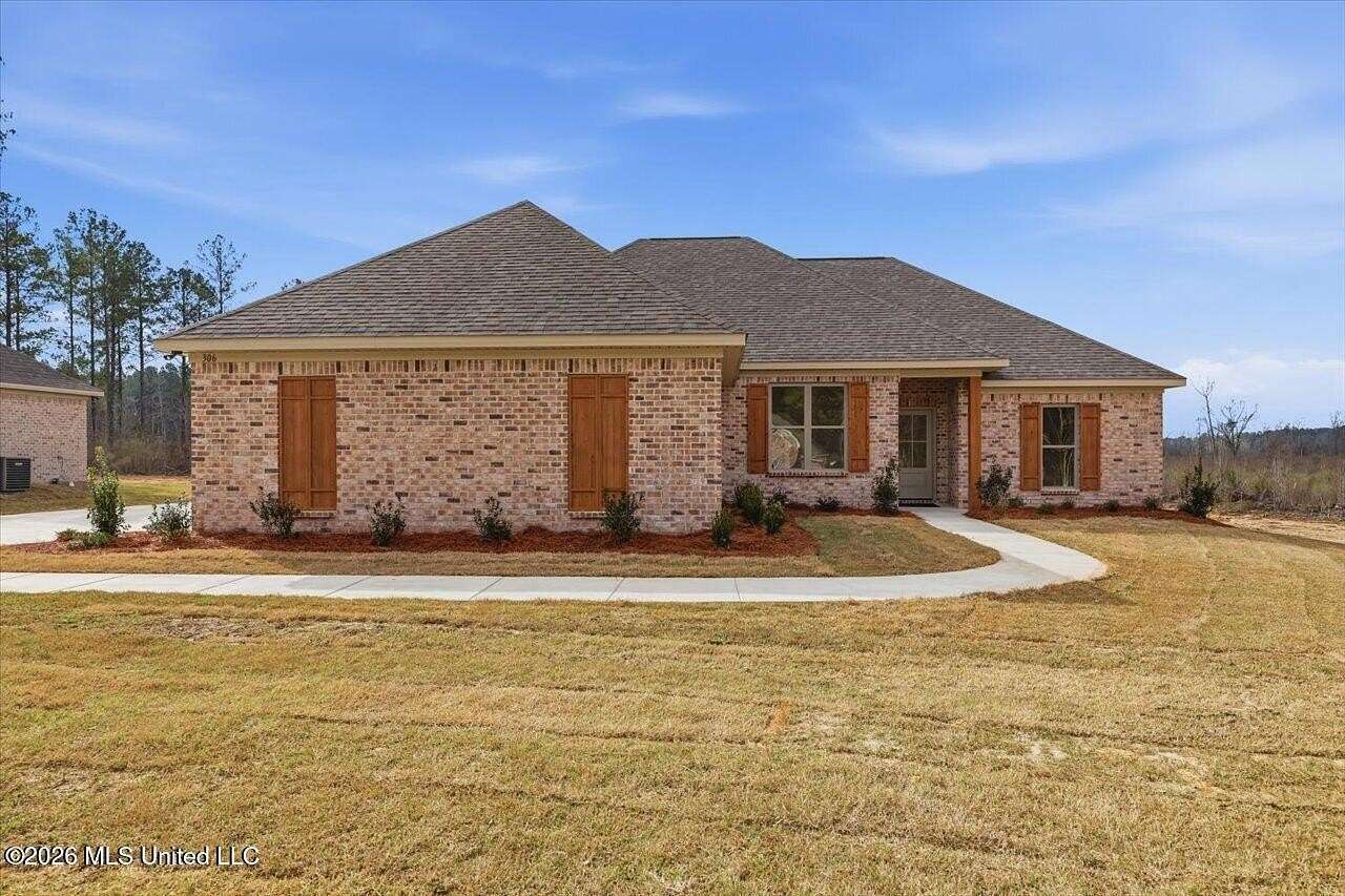 1.5 Acres of Land with Home for Sale in Brandon, Mississippi