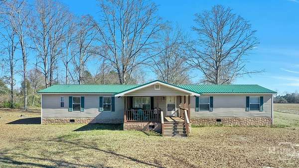 3.6 Acres of Residential Land with Home for Sale in Sylvania, Georgia