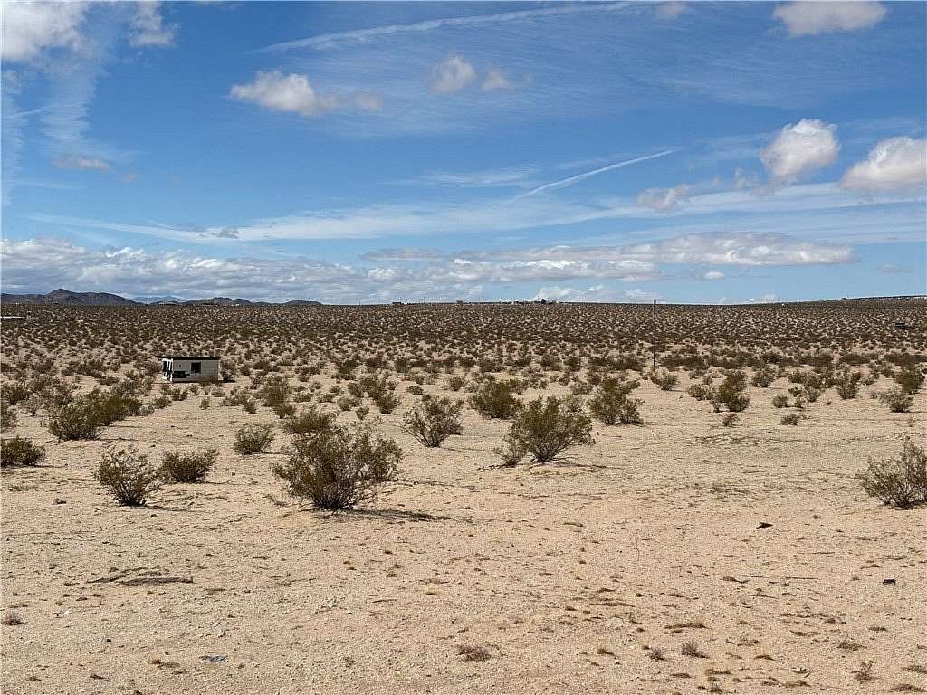 5 Acres of Land for Sale in Twentynine Palms, California
