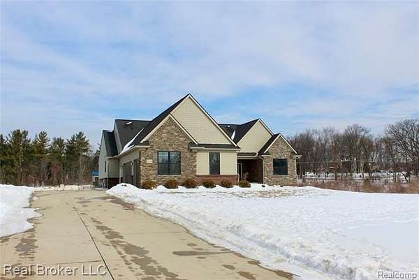 4 Acres of Residential Land with Home for Sale in Milford, Michigan