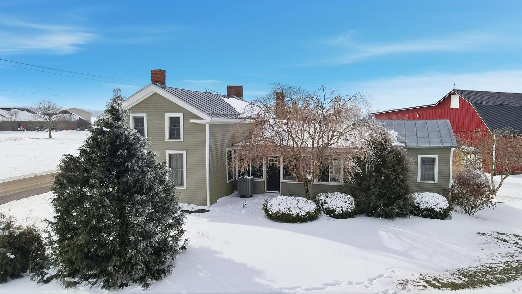 3.12 Acres of Residential Land with Home for Sale in Fredericktown, Ohio