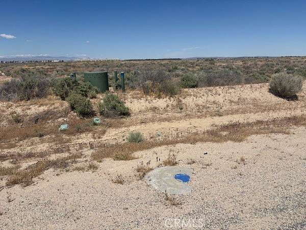 1 Acre of Commercial Land for Sale in Lancaster, California