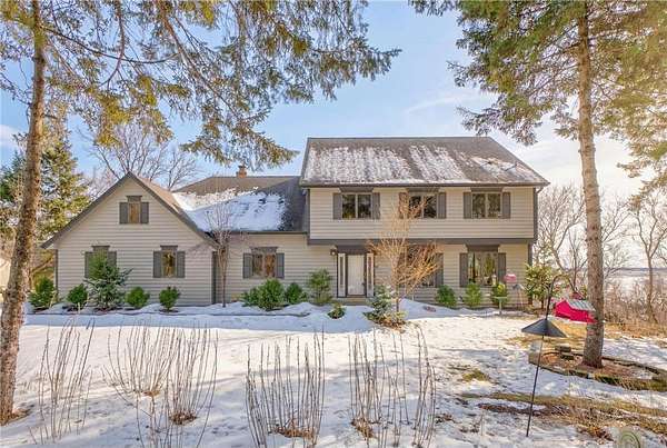 5.29 Acres of Residential Land with Home for Sale in Afton, Minnesota