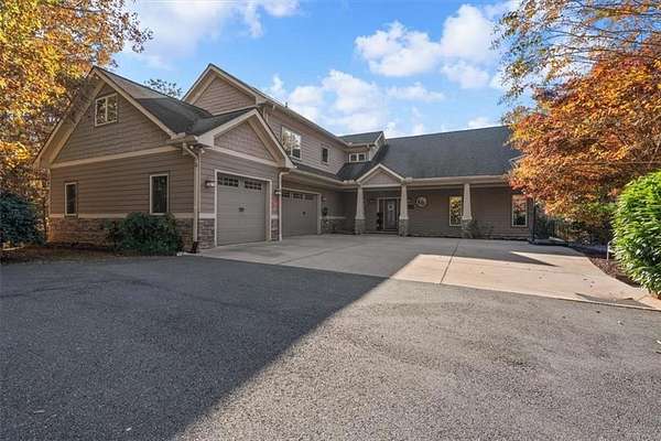 4.28 Acres of Residential Land with Home for Sale in Cartersville, Georgia