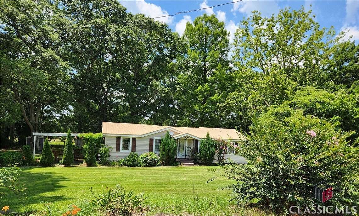 1.79 Acres of Residential Land with Home for Sale in Madison, Georgia