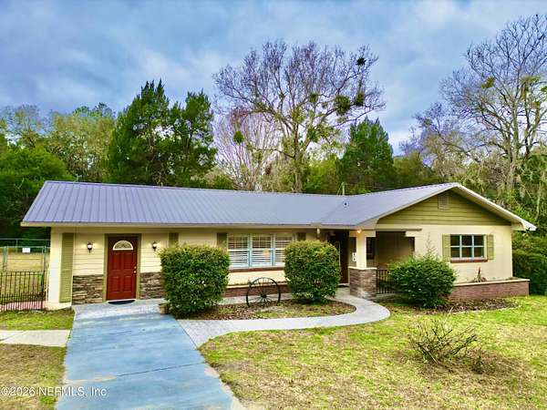 3.8 Acres of Residential Land with Home for Sale in Hawthorne, Florida