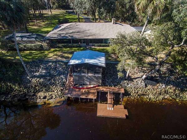 1.53 Acres of Residential Land with Home for Sale in Crystal River, Florida