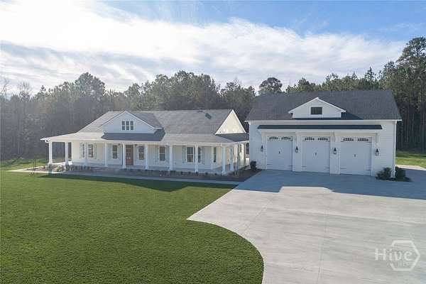 26.6 Acres of Recreational Land with Home for Sale in Bloomingdale, Georgia