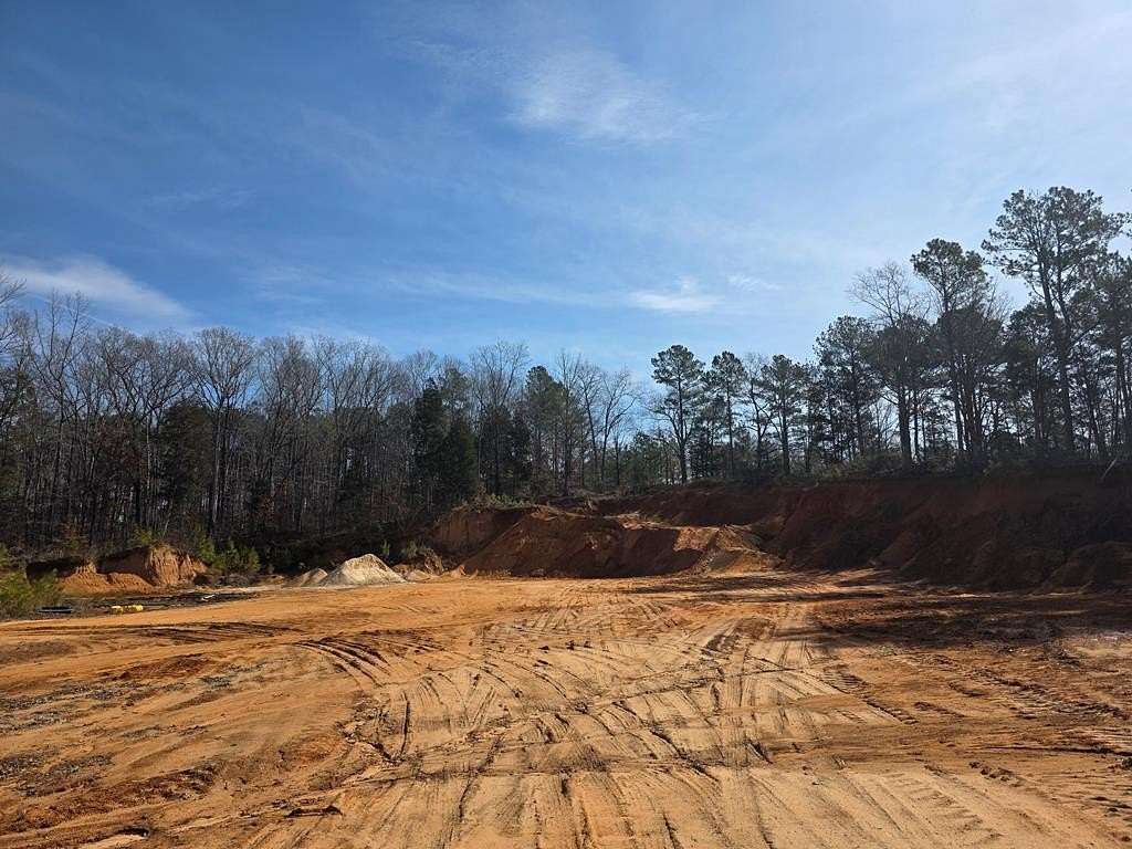 5.6 Acres of Residential Land for Sale in Buchanan, Tennessee