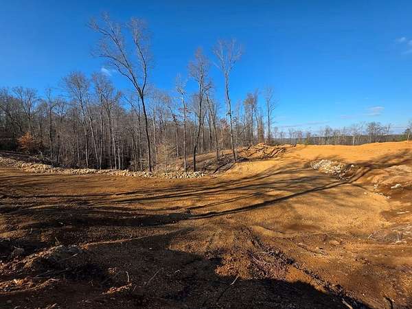 7.9 Acres of Residential Land for Sale in Springville, Tennessee