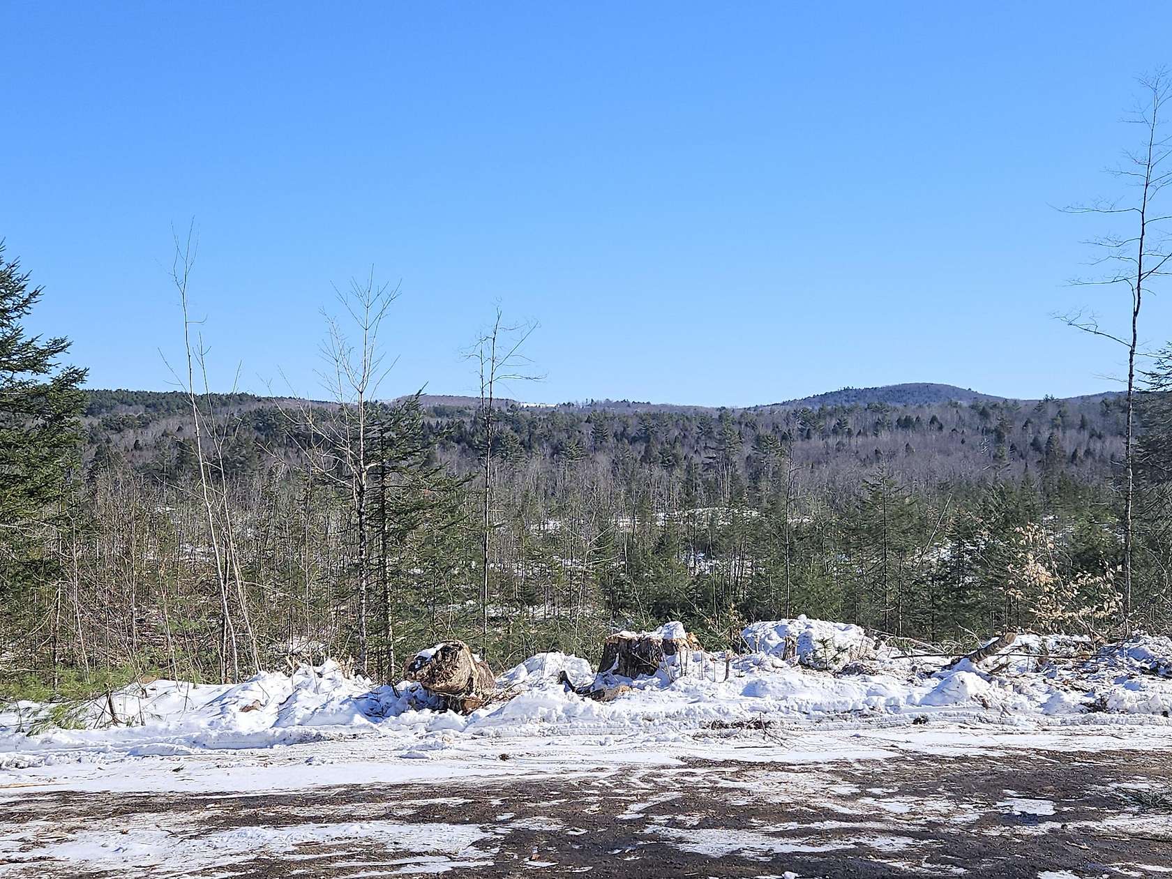 20.5 Acres of Recreational Land for Sale in Chesterville, Maine