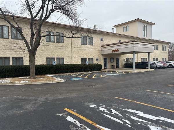 2.58 Acres of Commercial Land for Lease in Woodridge, Illinois