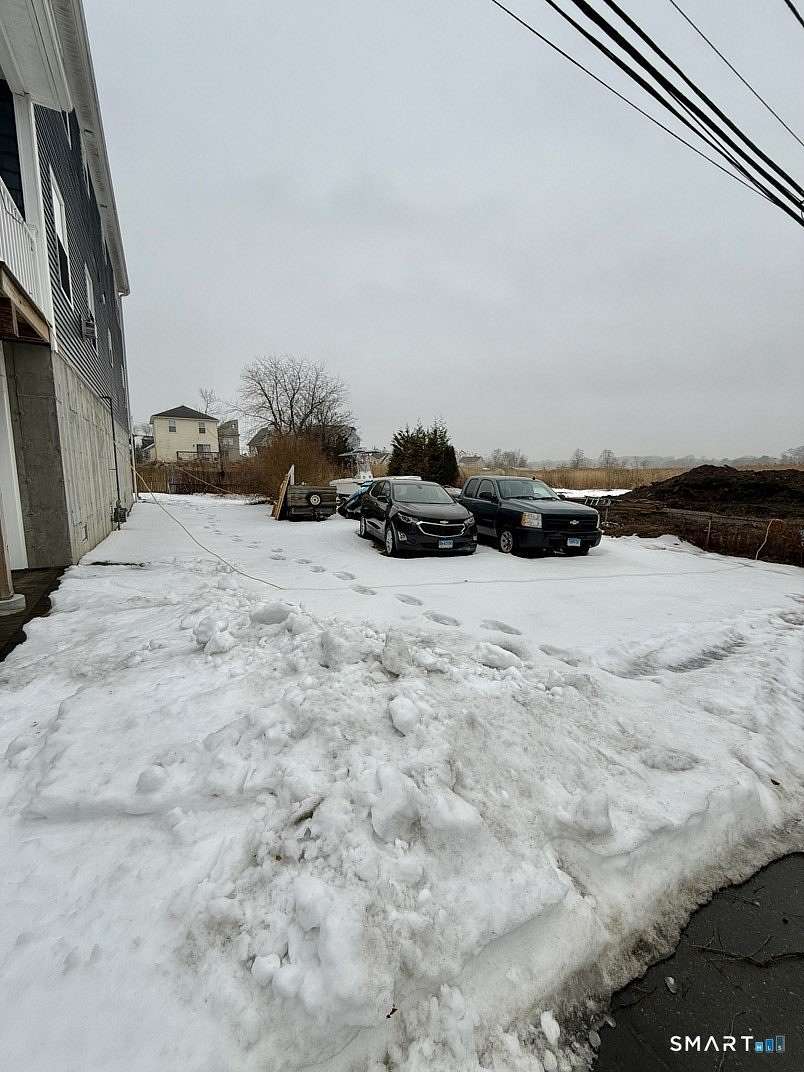 0.09 Acres of Residential Land for Sale in Milford, Connecticut