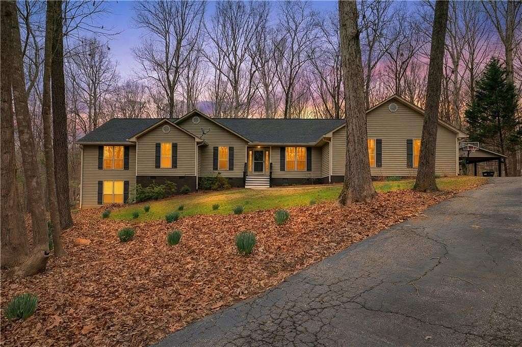 3 Acres of Residential Land with Home for Sale in Nicholson, Georgia