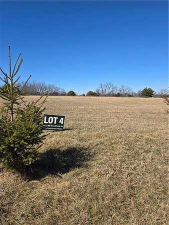 0.89 Acres of Residential Land for Sale in Lee's Summit, Missouri