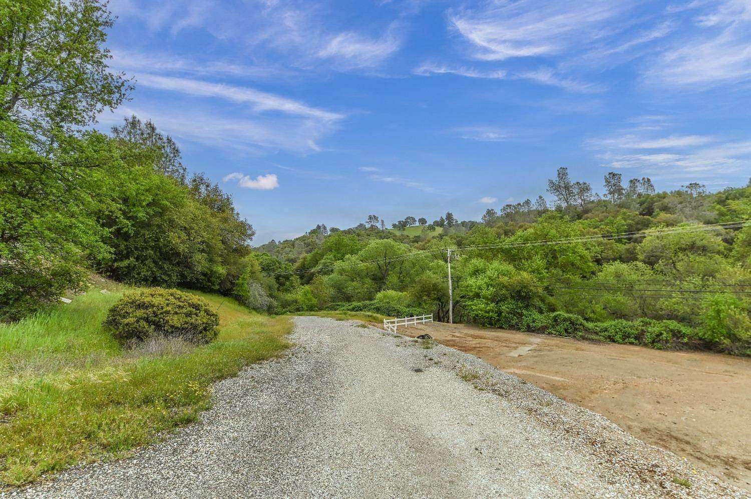 5.88 Acres of Residential Land for Sale in Angels Camp, California