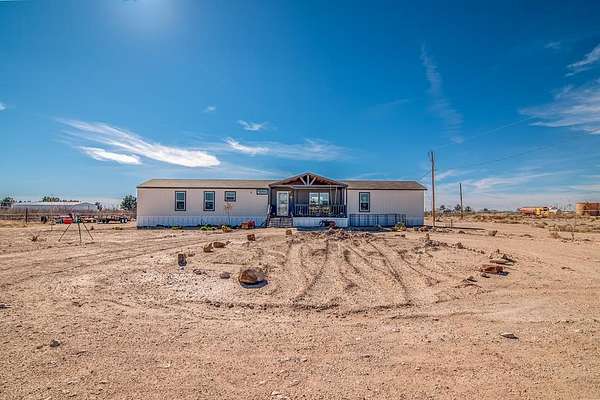 2.77 Acres of Improved Mixed-Use Land for Lease in Monahans, Texas