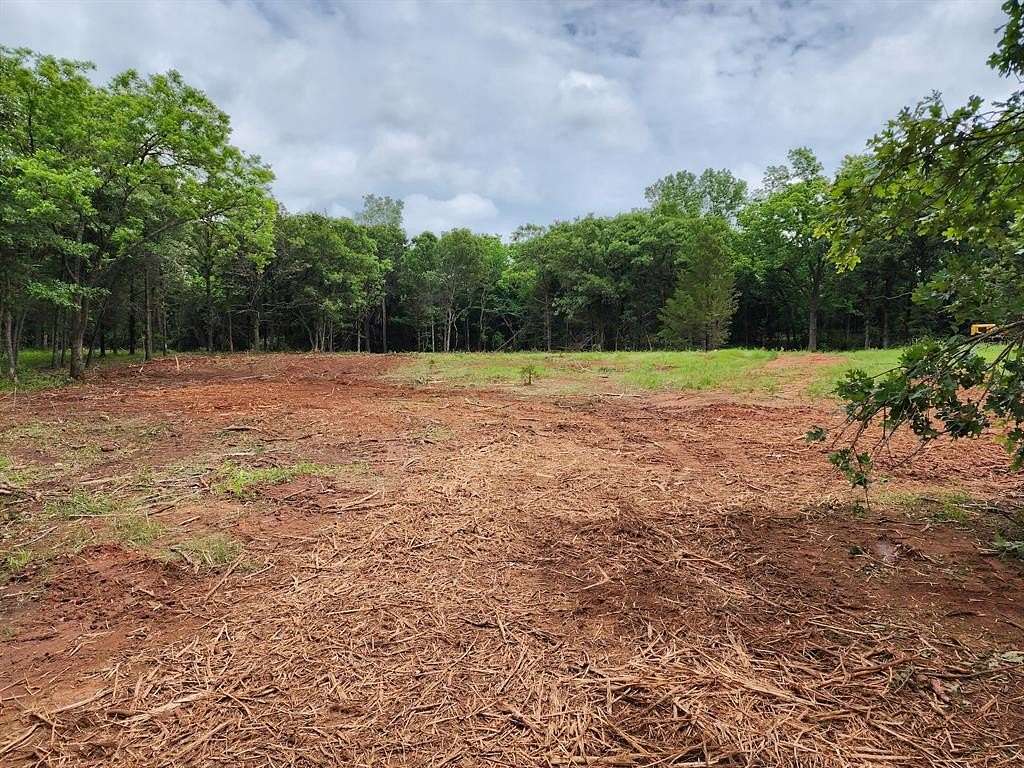 5.25 Acres of Residential Land for Sale in McLoud, Oklahoma