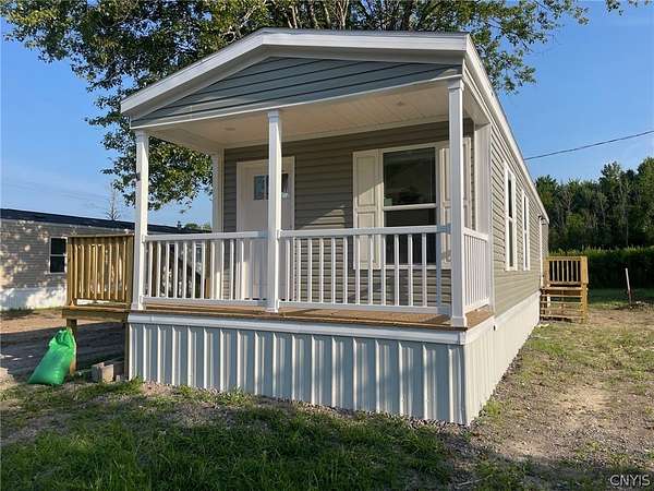 5.83 Acres of Land with Home for Sale in Central Square, New York