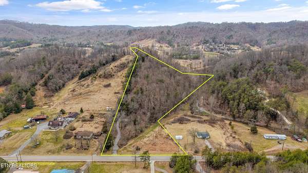 8.47 Acres of Residential Land for Sale in Luttrell, Tennessee