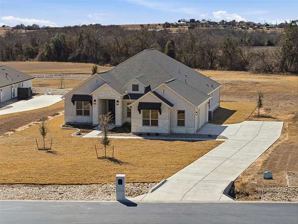 1.49 Acres of Land with Home for Sale in Georgetown, Texas