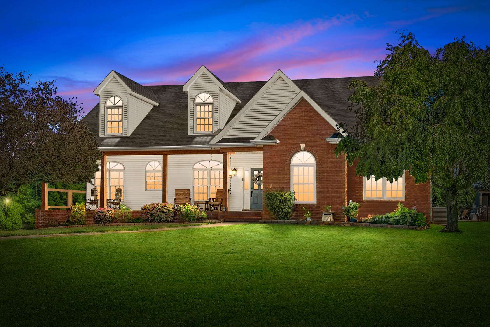 5.45 Acres of Residential Land with Home for Sale in Woodlawn, Tennessee