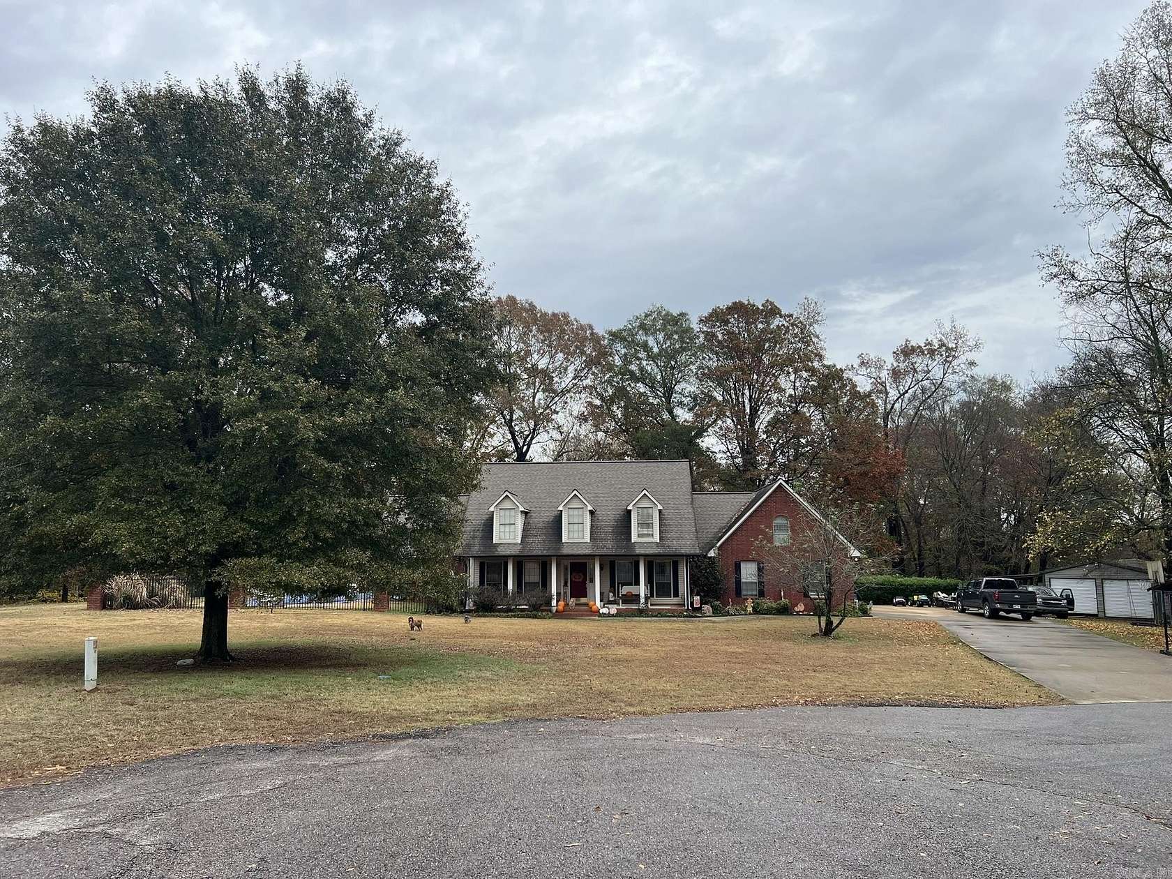 7.13 Acres of Land with Home for Sale in Nashville, Arkansas