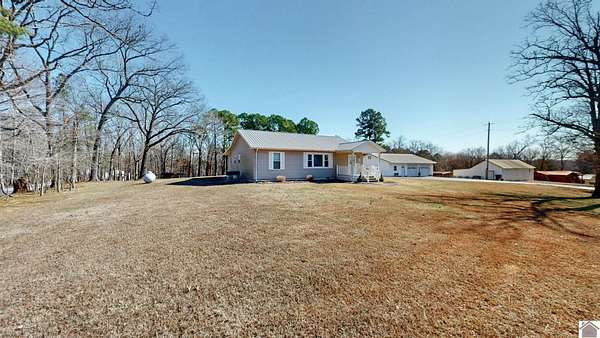 4.89 Acres of Residential Land with Home for Sale in New Concord, Kentucky