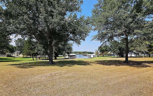 1 Acre of Residential Land for Sale in Thornton, Texas