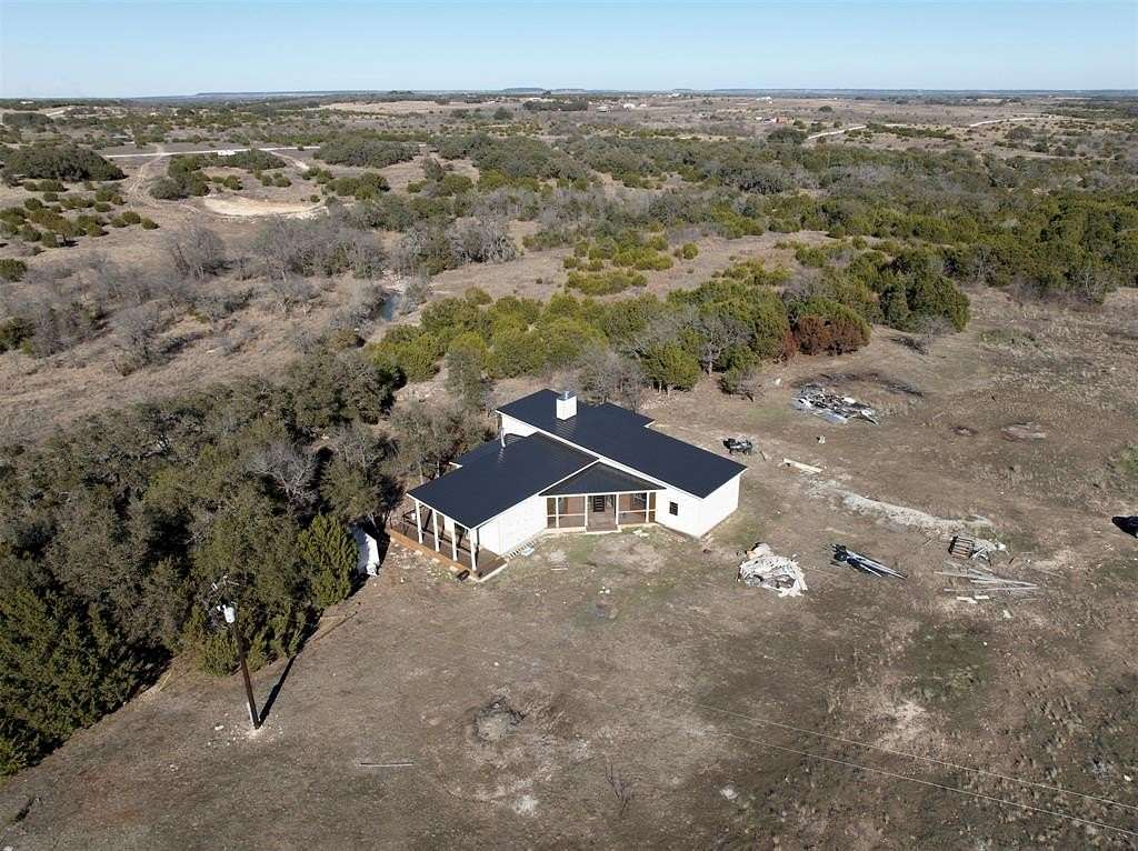 10.5 Acres of Land with Home for Sale in Hamilton, Texas