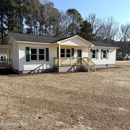 1.79 Acres of Residential Land with Home for Sale in Edenton, North Carolina
