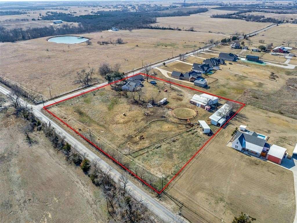 4 Acres of Residential Land with Home for Sale in Celina, Texas
