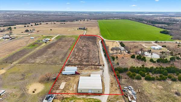 6.13 Acres of Mixed-Use Land for Sale in Farmersville, Texas