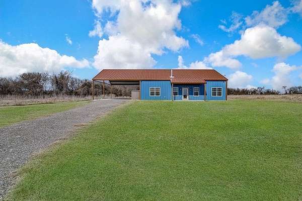 6.4 Acres of Residential Land with Home for Sale in Bynum, Texas