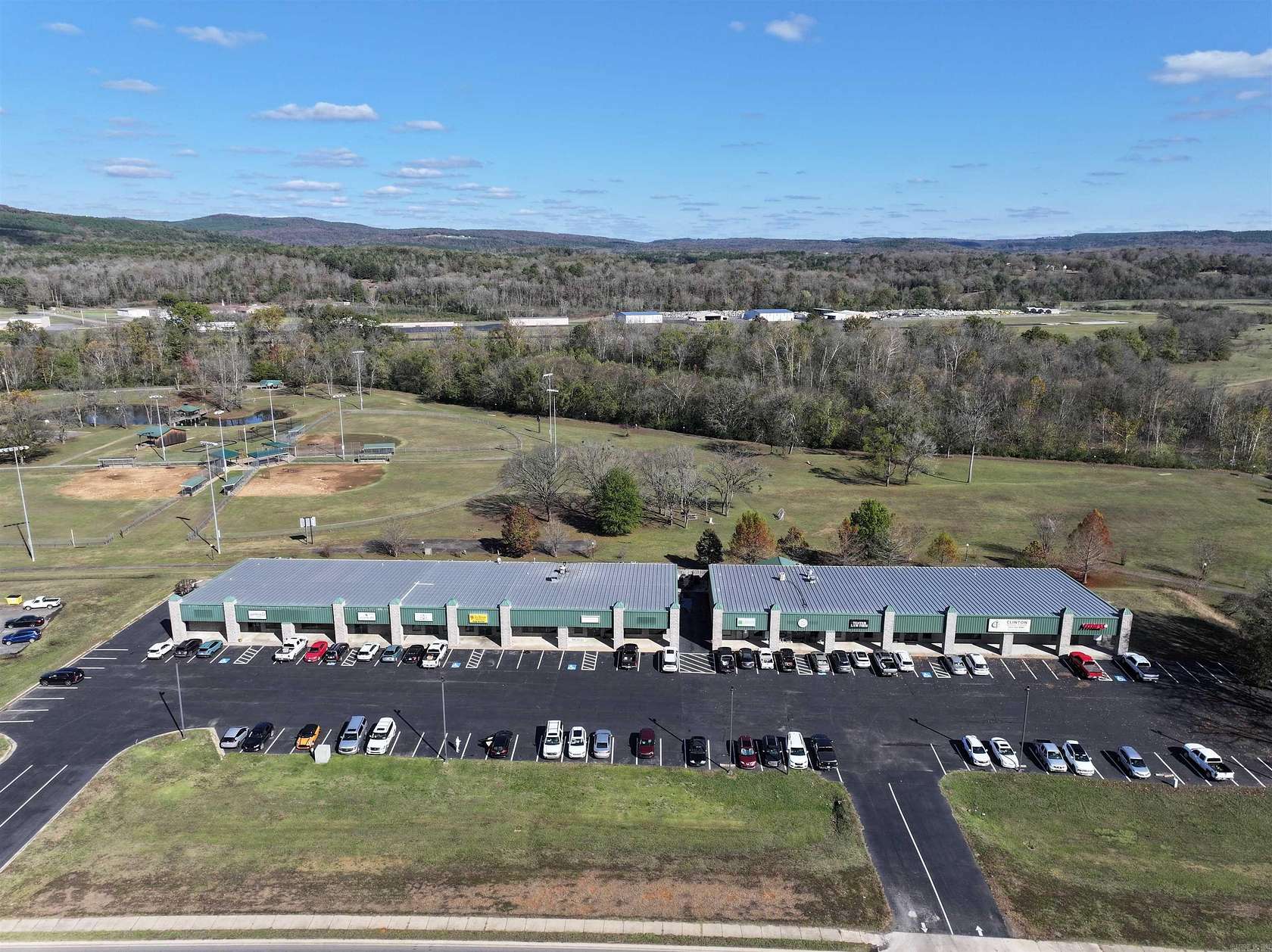 2.6 Acres of Improved Commercial Land for Sale in Clinton, Arkansas