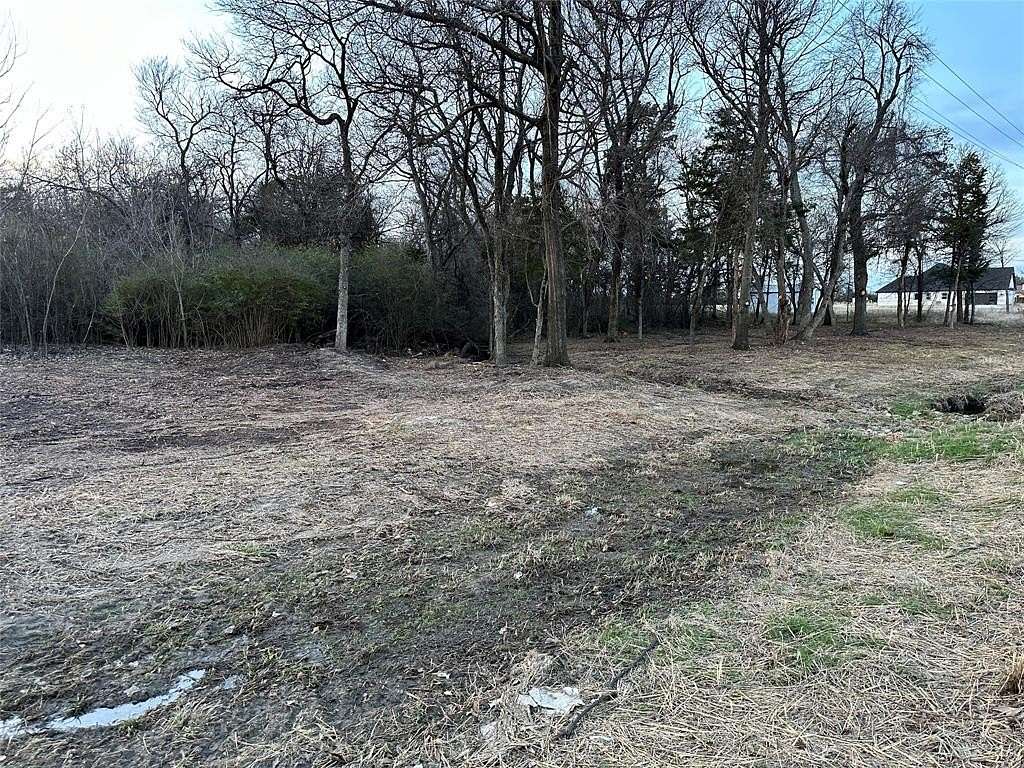 3.3 Acres of Residential Land for Sale in Celeste, Texas