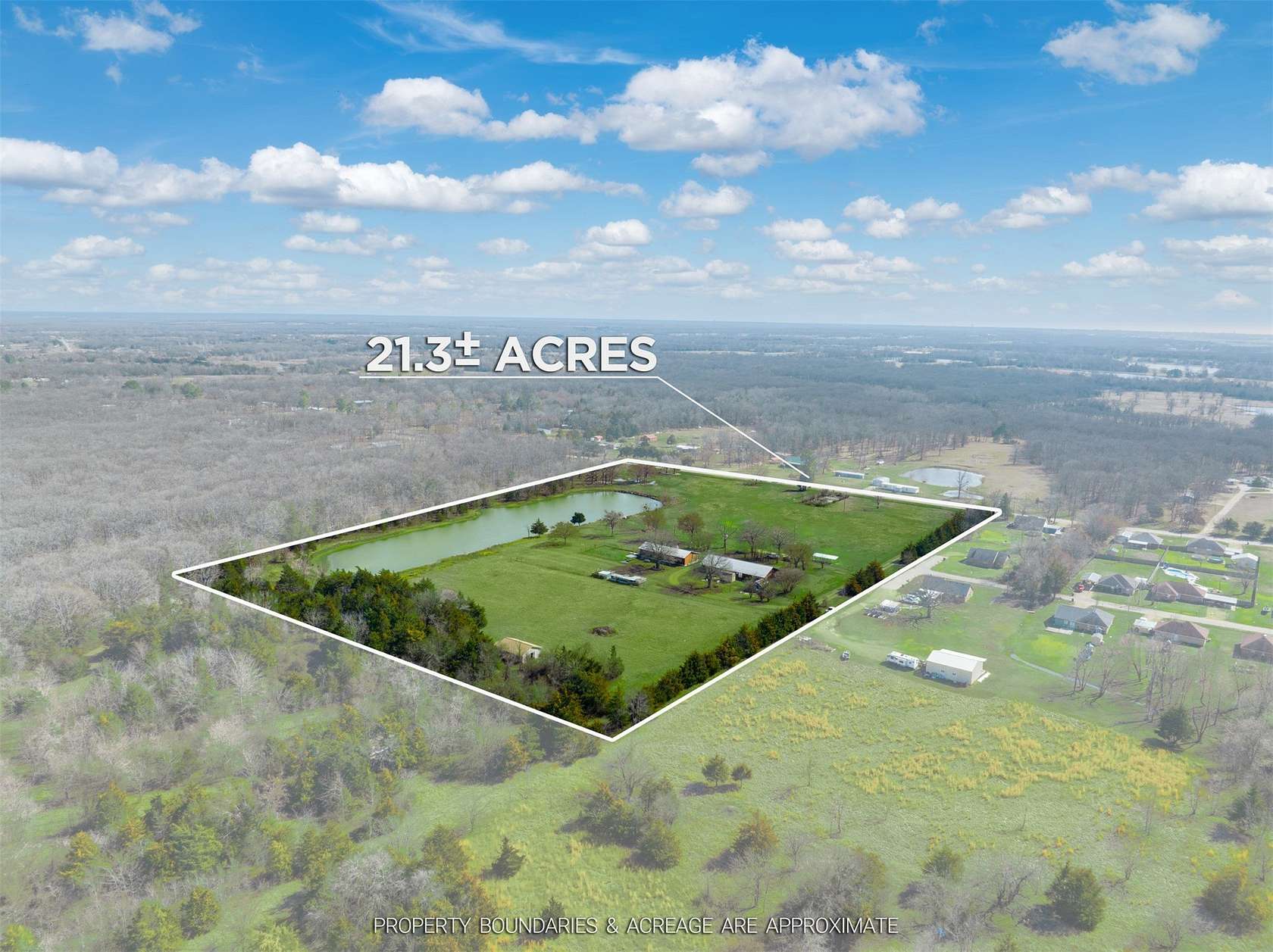 21 Acres of Agricultural Land with Home for Sale in Powderly, Texas