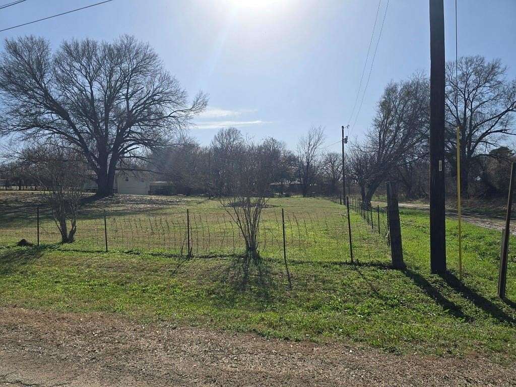 0.18 Acres of Residential Land for Sale in Kemp, Texas