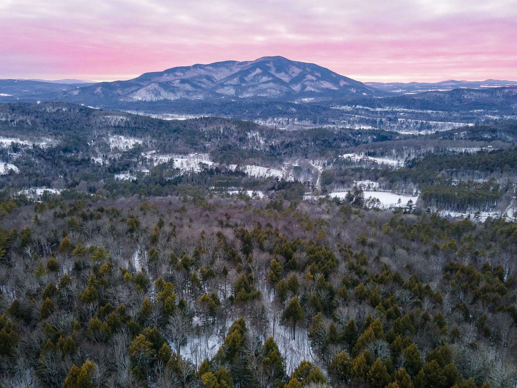 40 Acres of Land for Sale in Cornish Town, New Hampshire
